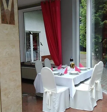 招待所 Pod Lipami