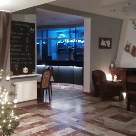 Pod Lipami 招待所 *