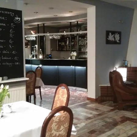 招待所 Pod Lipami Moryn