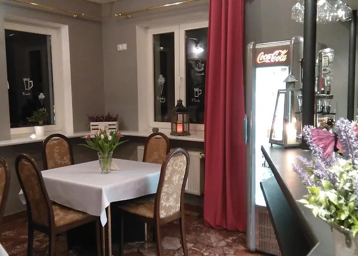 Pod Lipami Pensión Moryn